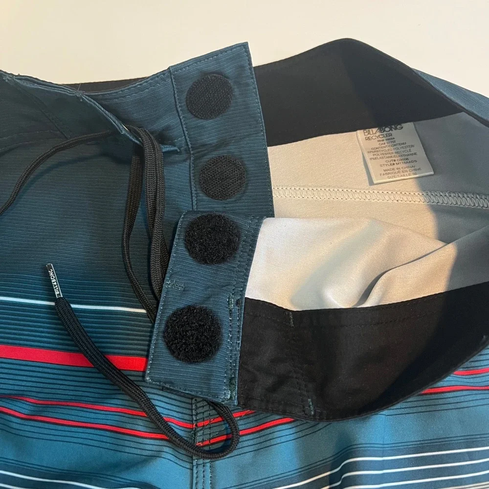 Billabong Men's 36 Board Shorts Navy Gray Stripe Platinum X Recycler Stretch